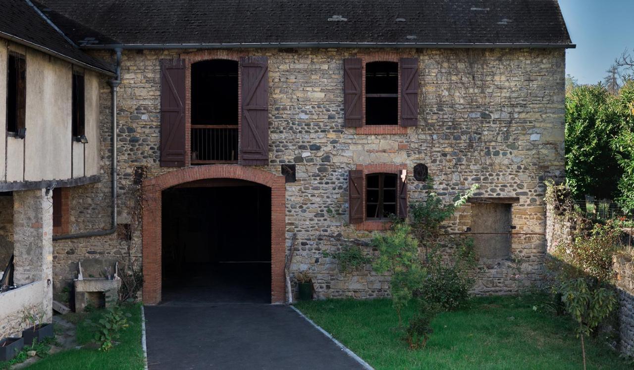 Les 3 Berets Chambres D'Hotes Олорон-Сент-Мари Экстерьер фото